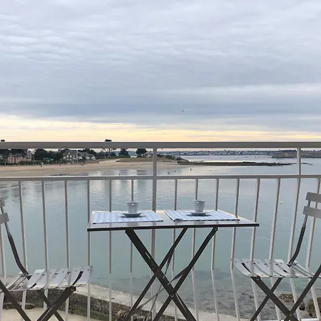 Ref 236 - Type 2 Avec 3 Balcons Pleine Vue Et Au Pied Du Centre Larmor-Plage